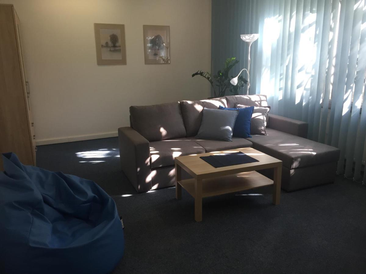 Blue Apartment In Beautiful English Style Garden With Atmosphere Praga Esterno foto